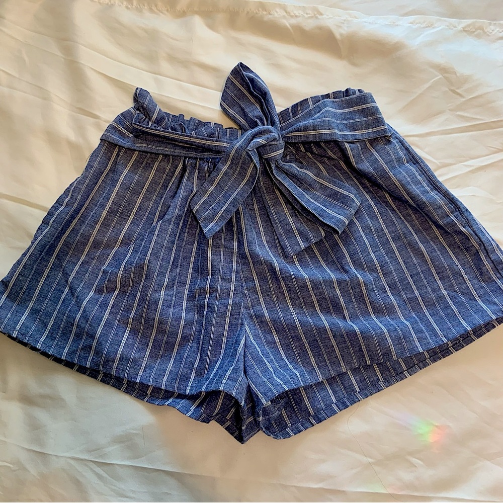 Love Tree small shorts